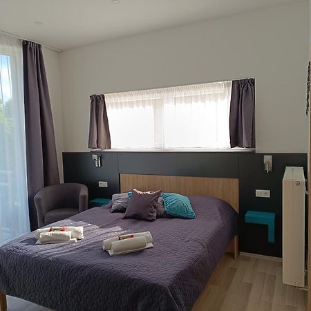 Ujhely Apartmanhaz Siófok Eksteriør billede