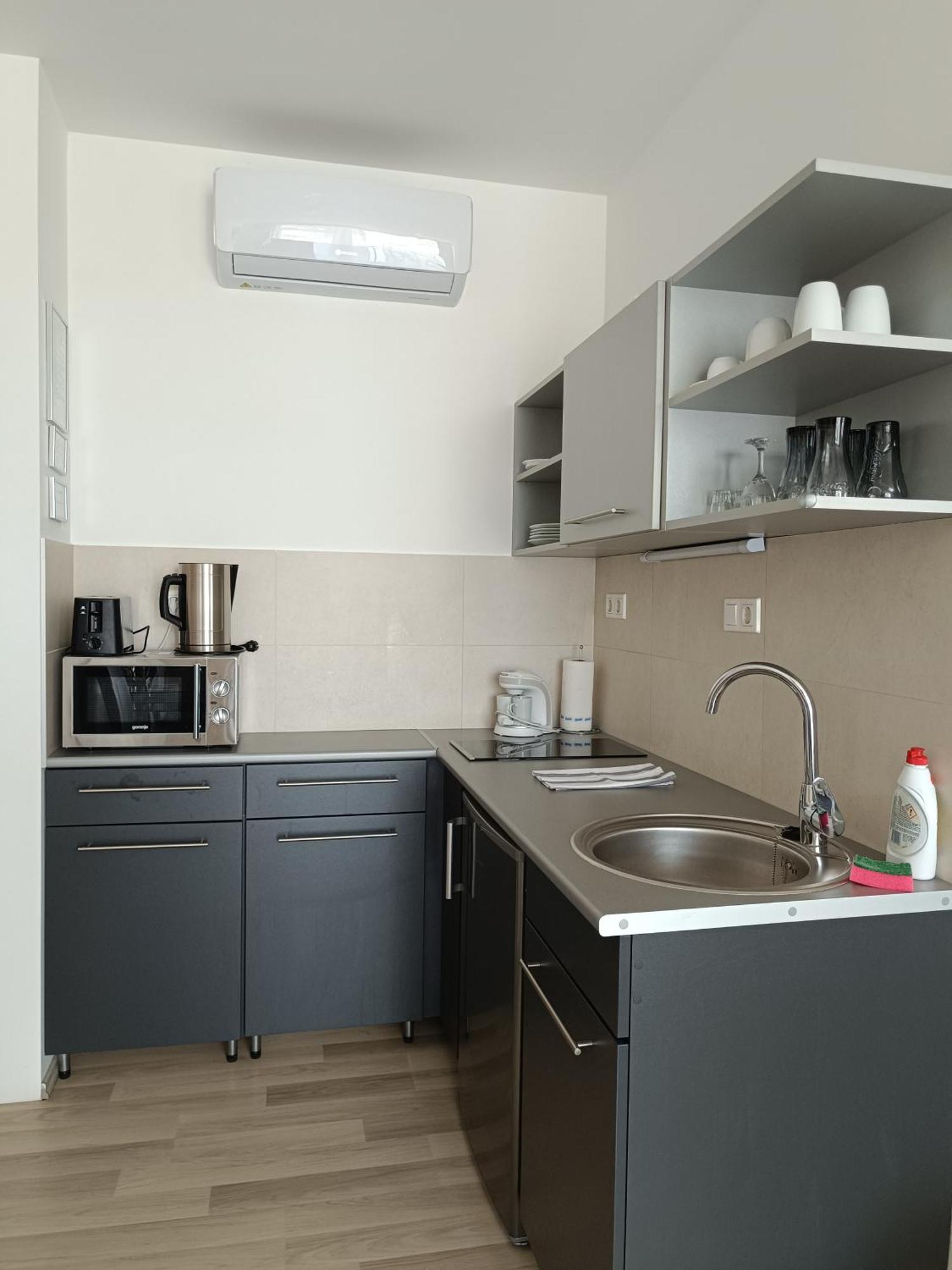 Ujhely Apartmanhaz Siófok Eksteriør billede