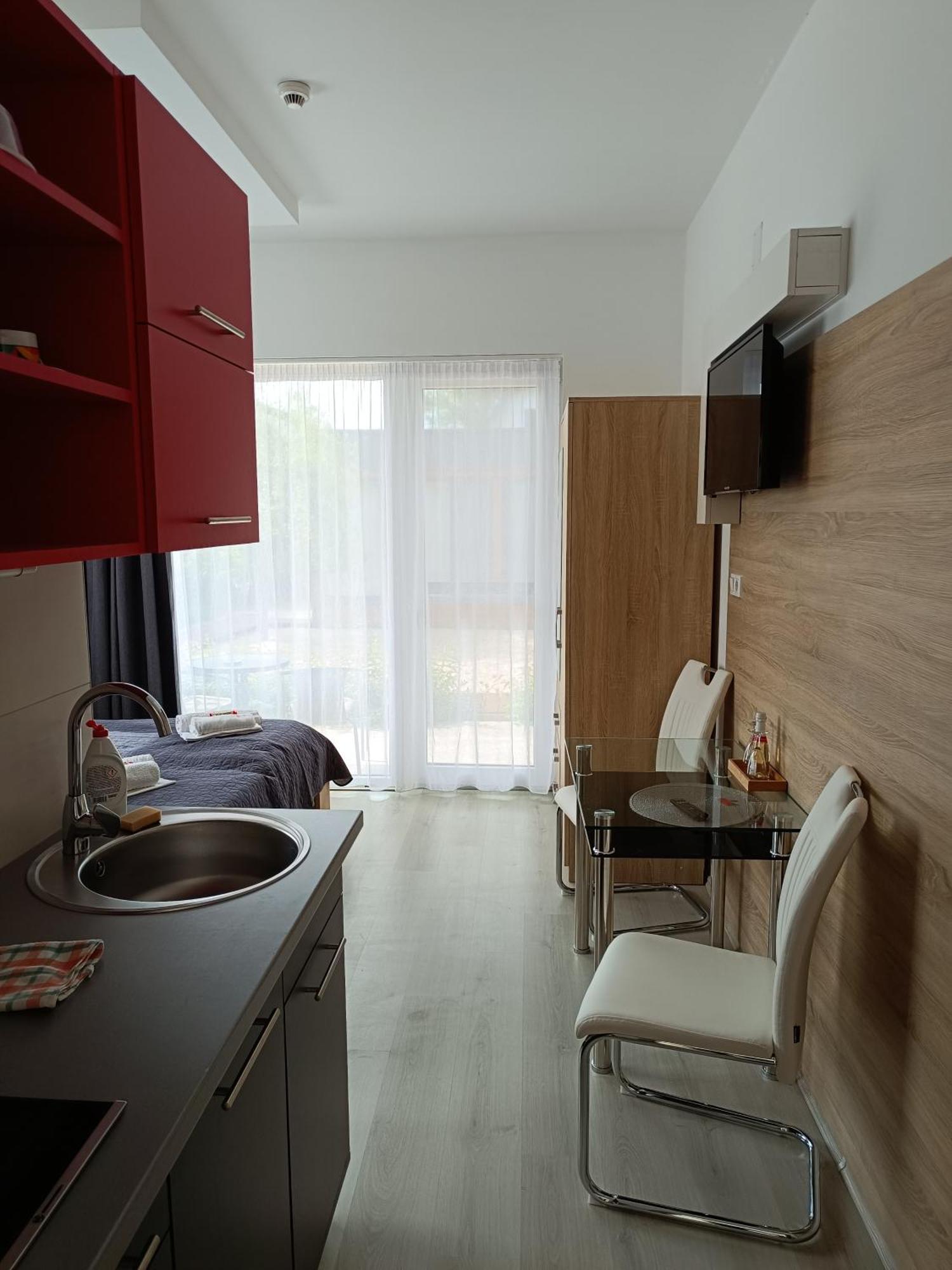 Ujhely Apartmanhaz Siófok Eksteriør billede
