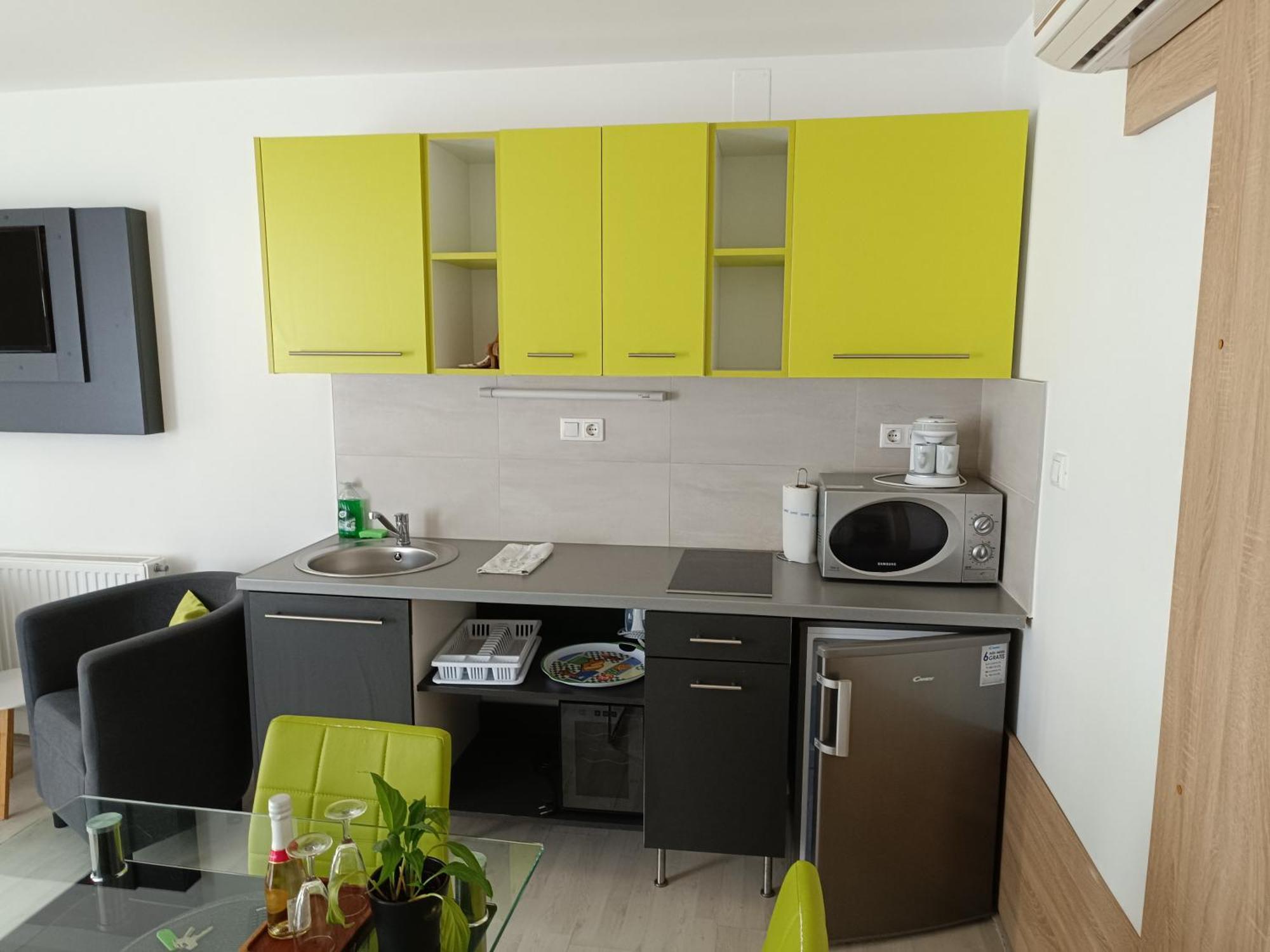 Ujhely Apartmanhaz Siófok Eksteriør billede