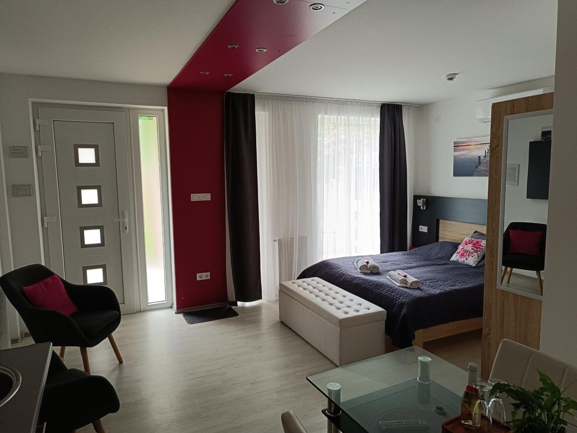 Ujhely Apartmanhaz Siófok Eksteriør billede